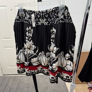 White House/Black Market Silk skirt. Medium